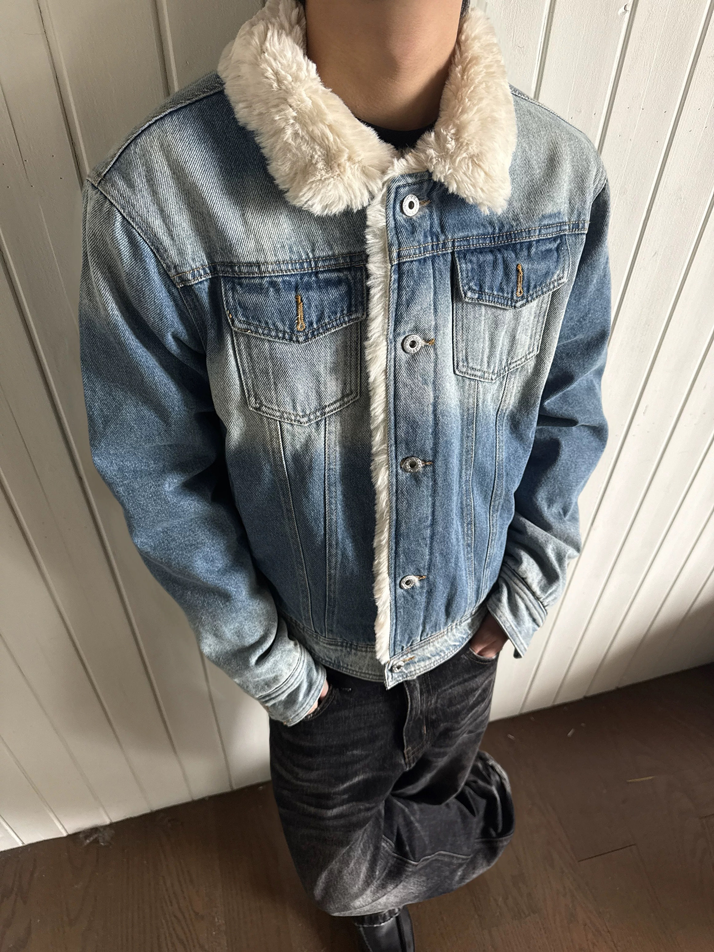 Street Fashion Of Milan - Milan Street Style Worn-In Denim Lamb