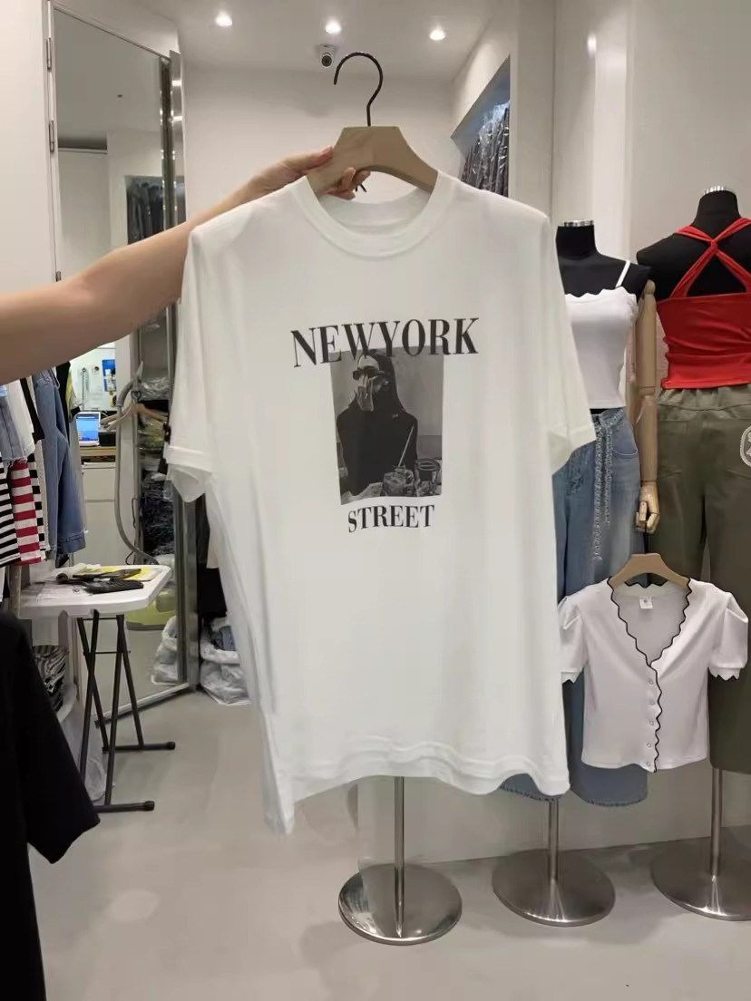 New York Street Fashion Girl G - Street Fashion New York 2026 บทวิจารณ์และราคา