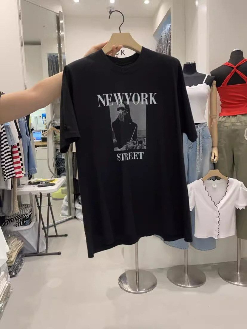 New York Street Fashion Girl G - Street Fashion New York 2026 บทวิจารณ์และราคา